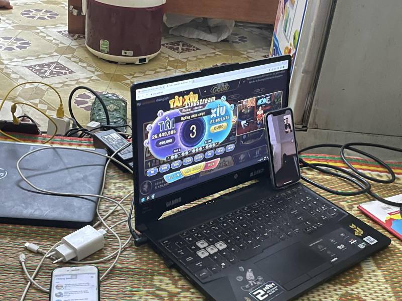 Lắc tài xỉu bịp trong các ứng dụng online